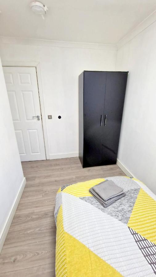 Lilleshall Rooms Мітчем Екстер'єр фото