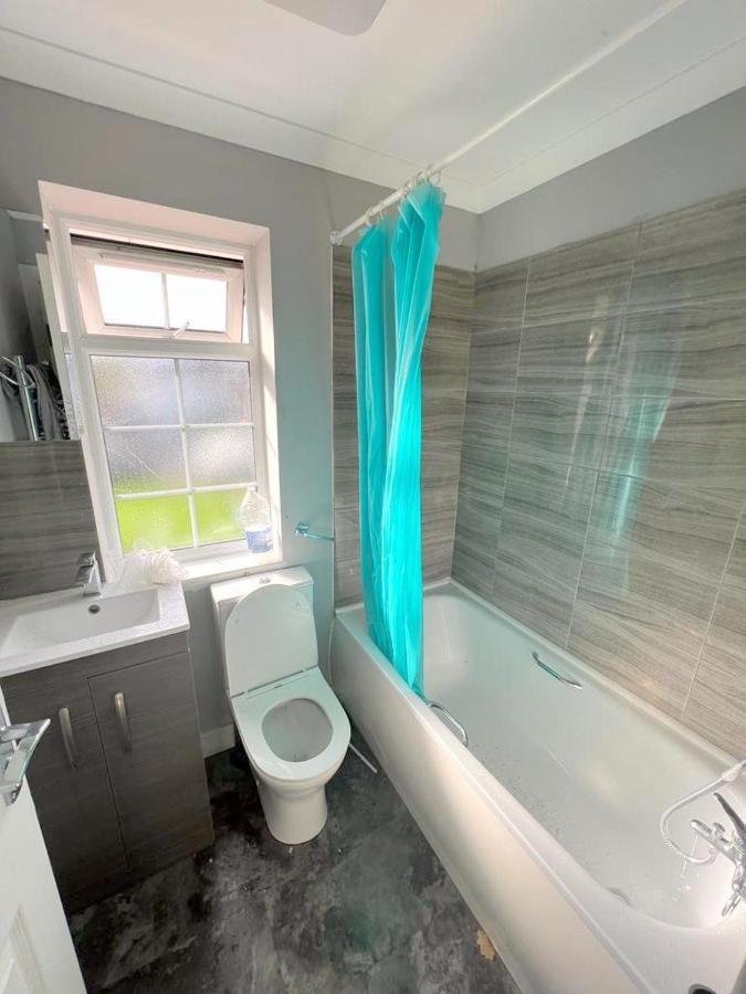Lilleshall Rooms Мітчем Екстер'єр фото