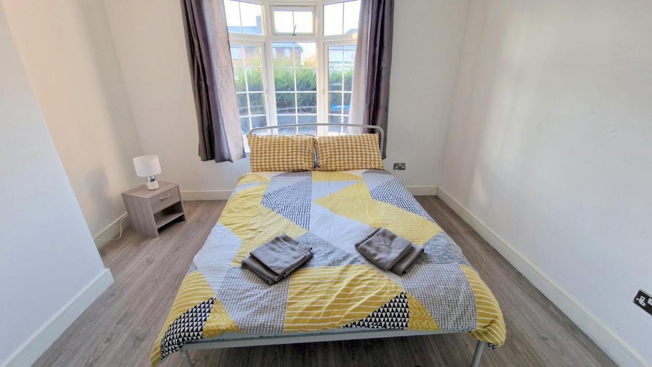 Lilleshall Rooms Мітчем Екстер'єр фото